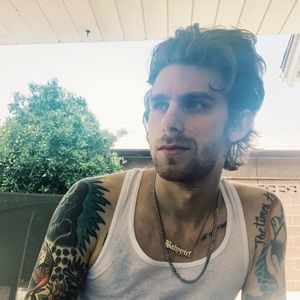 Meet your Posher, Dylan